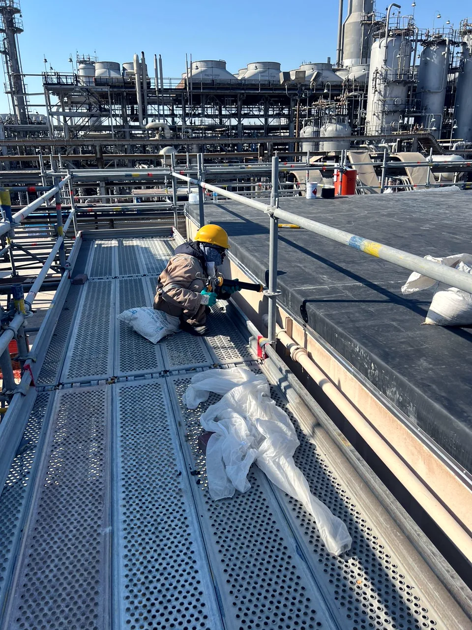 Steel grating and platform fabrication works