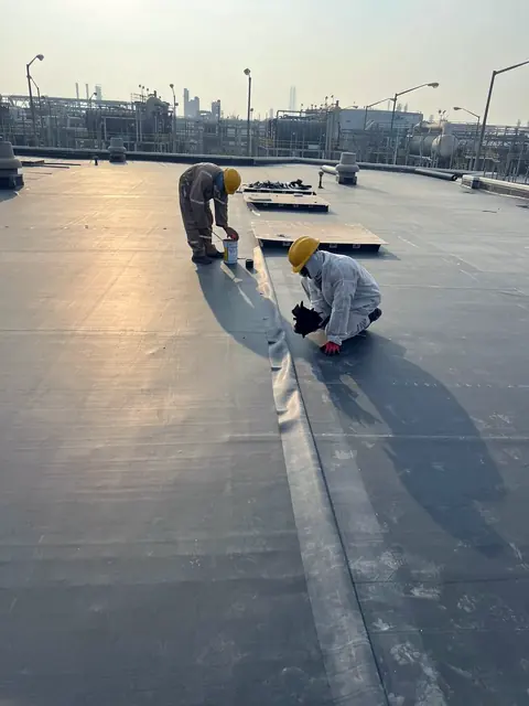 Membrane detailing by hand